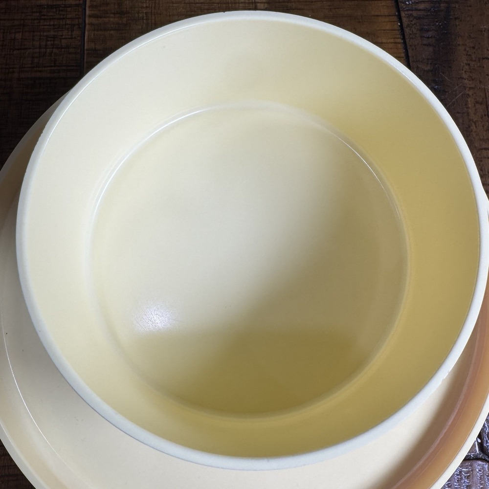 Vtg Heller Design By Massimo Vignelli, 2 Dinner Plates, 2 Bowls, Yellow & Red - Picture 2 of 8